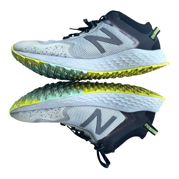 Women's New Balance Fresh Foam Arishi Trail Running Shoes Size 9, Gray Black - Picture 10 of 15